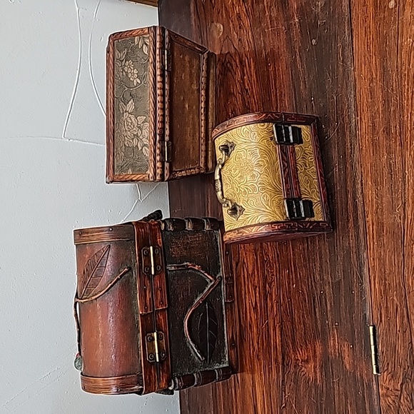 3 vintage wooden boxes with metal hinges and latch closures trinket storage - Picture 5 of 16